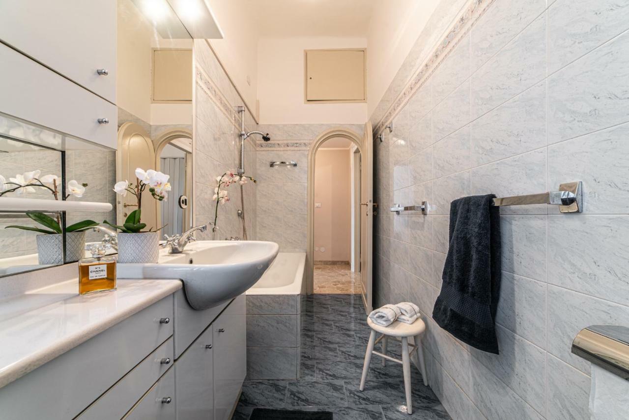 Apartament Joivy Sophisticated 3-Bed Flat With Desk Mediolan Zewnętrze zdjęcie